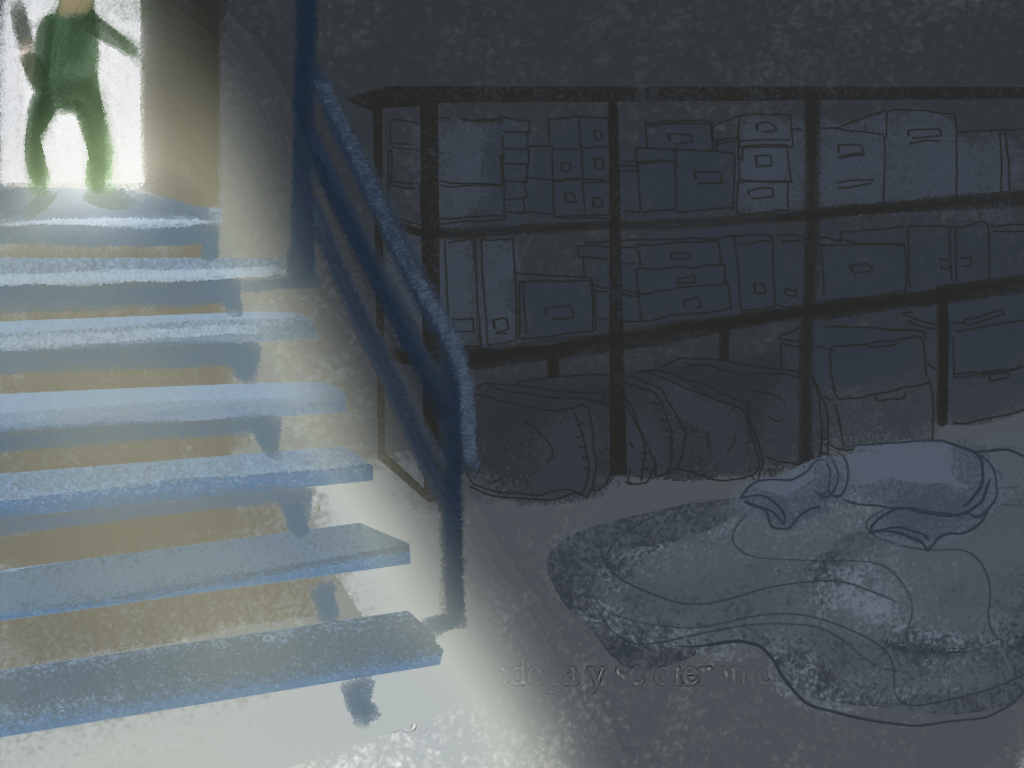 Uno de los policías entra a la oscura bodega.